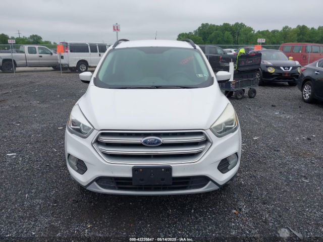 1FMCU0GDXHUB23895 Ford ESCAPE SE