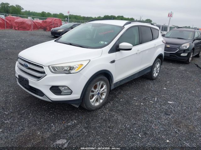 1FMCU0GDXHUB23895 Ford ESCAPE SE