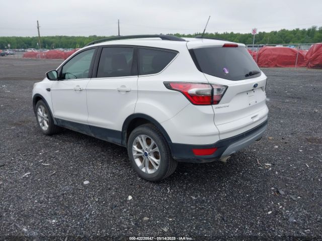 1FMCU0GDXHUB23895 Ford ESCAPE SE