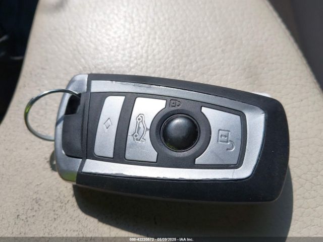 2016 BMW 328I WBA8E7C53GK415555 Photo 10