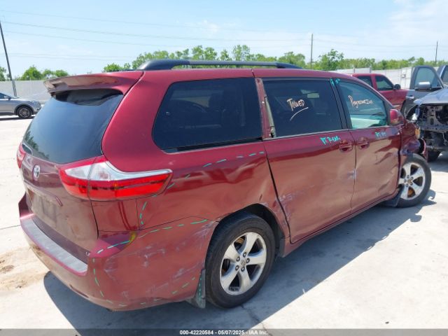 5TDKZ3DC5HS898933 Toyota Sienna Le 8 Passenger