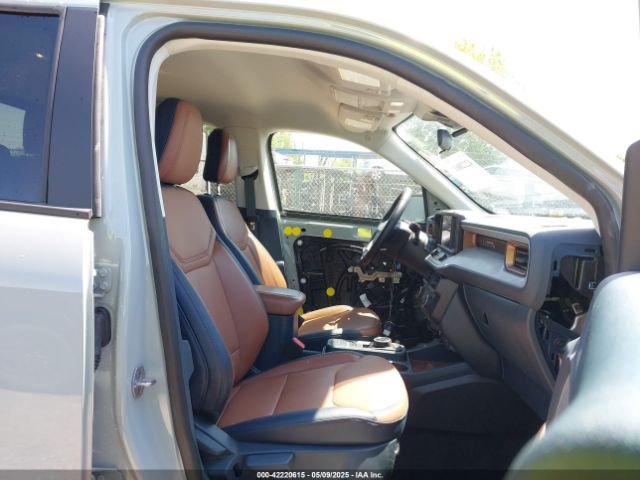 3FTTW8S9XRRB21234 Ford Maverick Lariat