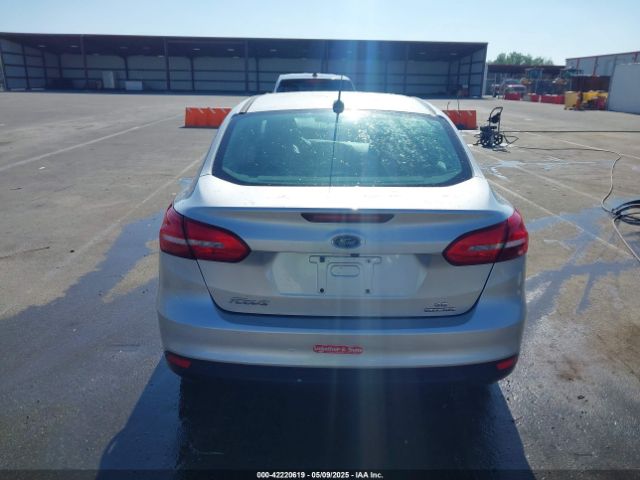 1FADP3F28FL384050 Ford FOCUS SE