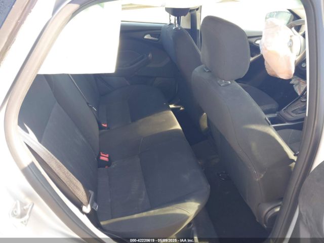 1FADP3F28FL384050 Ford FOCUS SE