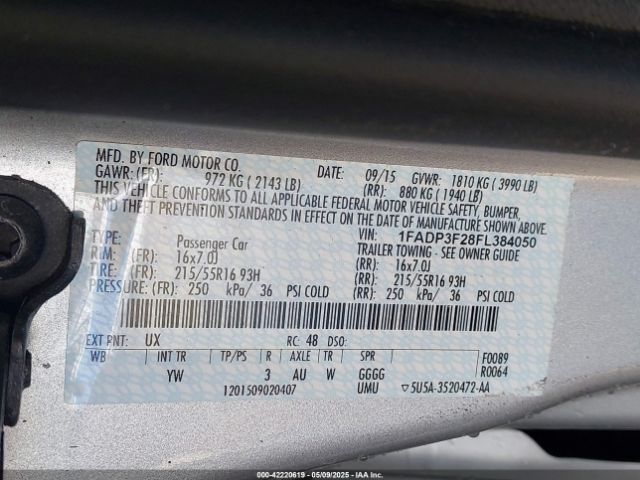 1FADP3F28FL384050 Ford FOCUS SE