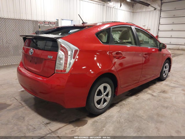 JTDKN3DU7E1804046 Toyota Prius Three