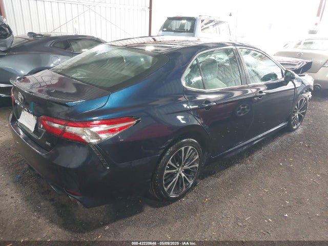 4T1B11HK8JU517019 Toyota CAMRY SE
