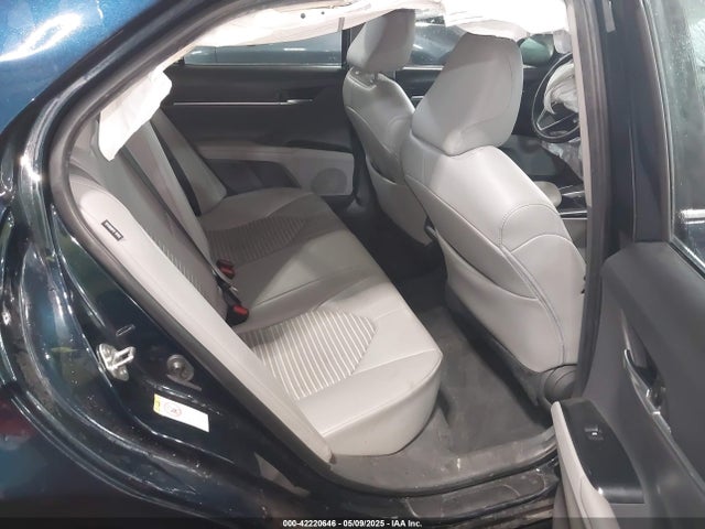 4T1B11HK8JU517019 Toyota CAMRY SE