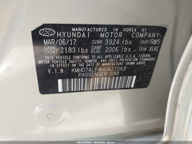 KMHD74LF4HU421563 Hyundai ELANTRA SE