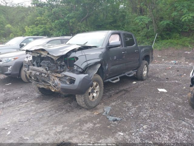 3TMCZ5AN3KM197613 Toyota Tacoma Sr V6