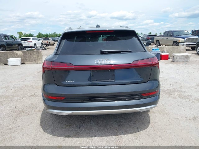 WA1LABGE6KB012565 Audi 2019