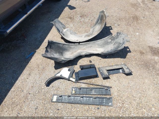 1FT7W2BT3EEB33393 Ford F-250 Lariat