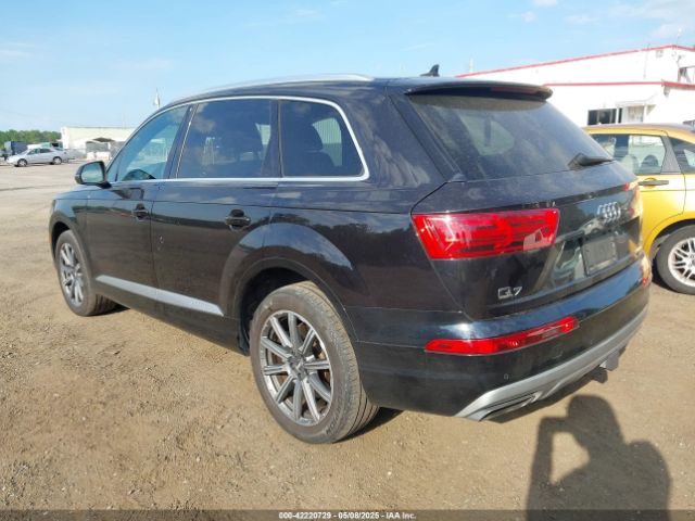2018 AUDI Q7 WA1LHBF71JD028058 Photo 2
