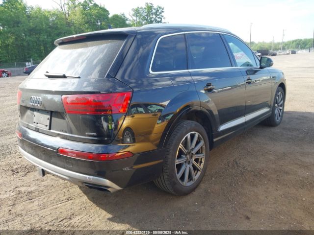 2018 AUDI Q7 WA1LHBF71JD028058 Photo 3
