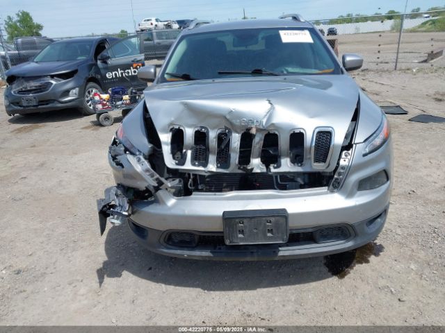 1C4PJMCB0FW505235 Jeep Cherokee Latitude