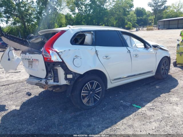 2017 VOLVO XC60 YV440MDR3H2225978 Photo 3