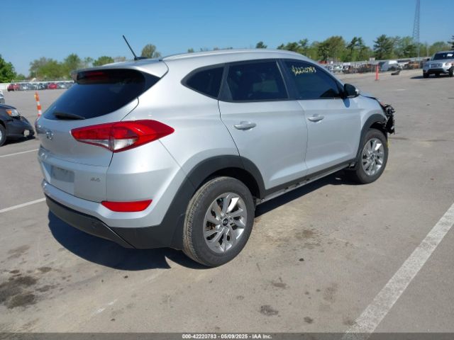 KM8J3CA45HU390527 Hyundai TUCSON SE