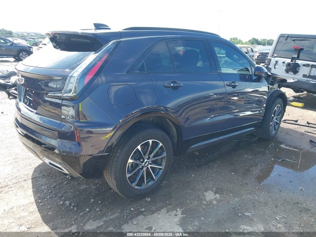 2024 CADILLAC XT4 1GYFZER40RF226384 Photo 3