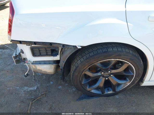 2021 CHRYSLER 300 2C3CCAAG0MH683457 Photo 5