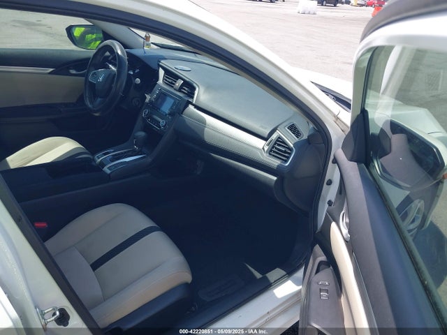 2HGFC2F58HH552449 Honda Civic Lx
