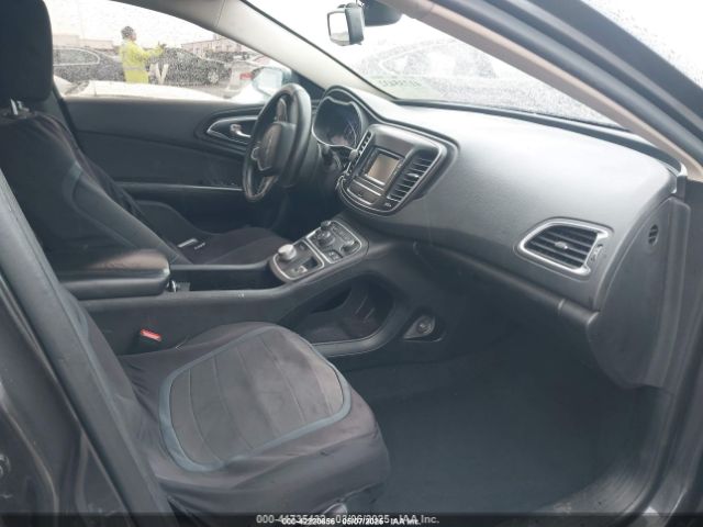 1C3CCCAB9GN158926 Chrysler 2016