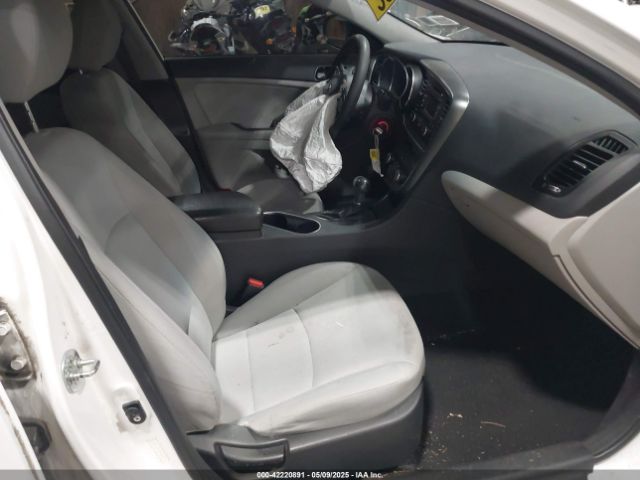 KNAGM4A70E5469179 KIA Optima Lx