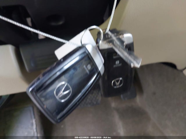 5J8TB4H74GL014588 Acura Rdx Advance Package