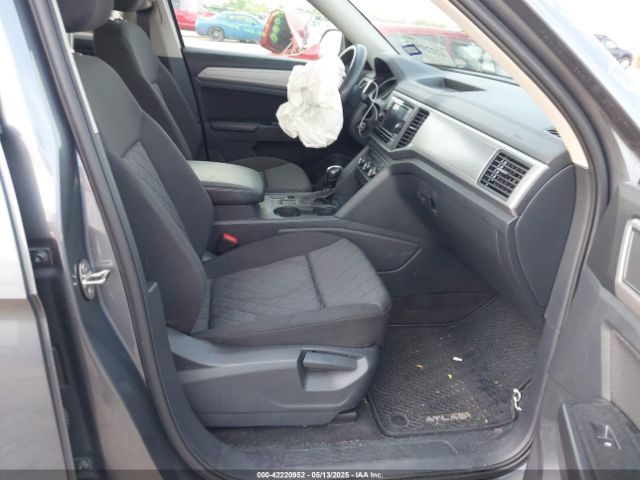 2018 VOLKSWAGEN ATLAS 1V2AR2CA3JC515468 Photo 4