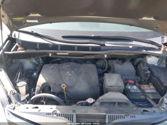 2019 TOYOTA SIENNA 5TDDZ3DC5KS218481 Photo 9