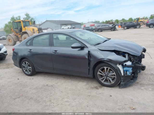 3KPF24AD8RE754569 KIA Forte Lxs