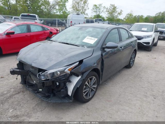 3KPF24AD8RE754569 KIA Forte Lxs