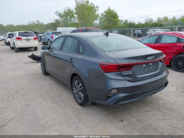 3KPF24AD8RE754569 KIA Forte Lxs