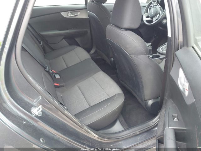 3KPF24AD8RE754569 KIA Forte Lxs