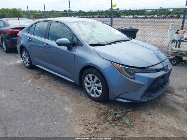 Toyota COROLLA LE 2022 5YFEPMAEXNP339137 Image 1