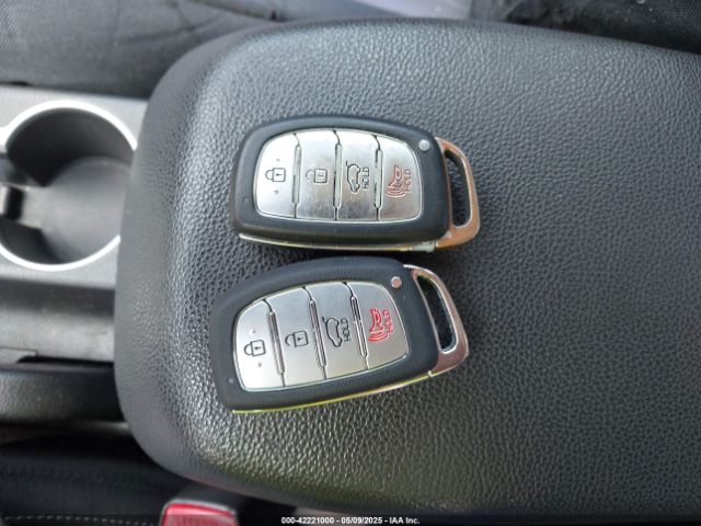 KMHD35LH1GU318456 Hyundai ELANTRA GT