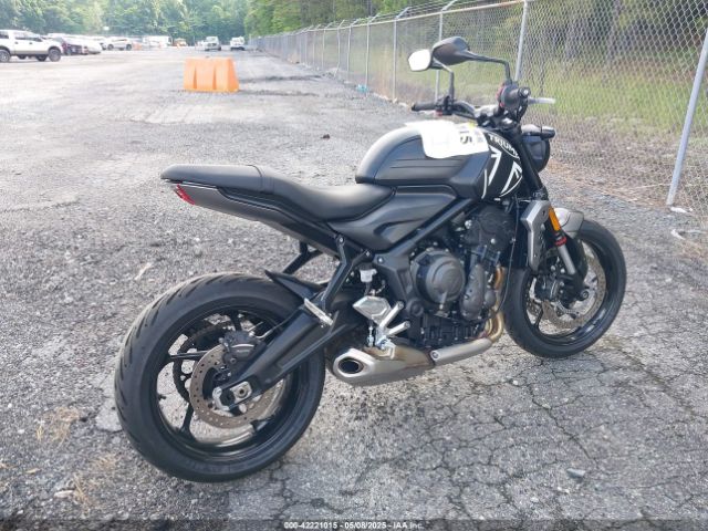2023 TRIUMPH MOTORCYCLE TRIDENT 660 SMTL10UL6PTBG7986 Photo 3