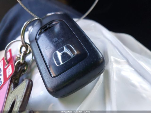 7FART6H80ME005030 Honda lfb2