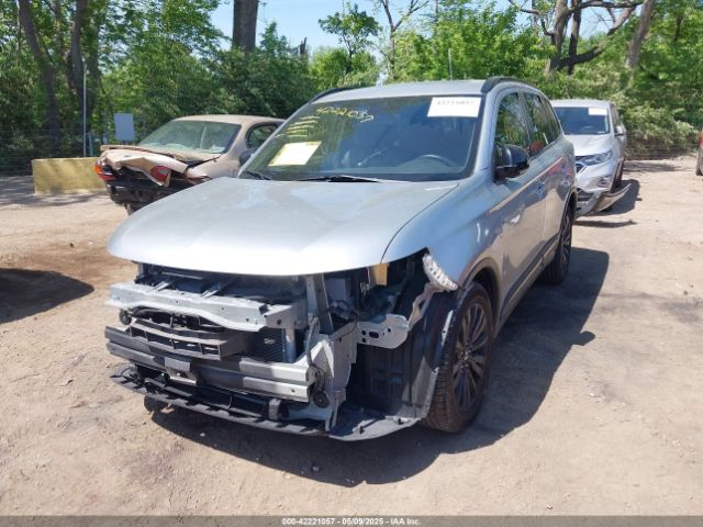 2020 MITSUBISHI OUTLANDER JA4AD3A36LZ046820 Photo 1