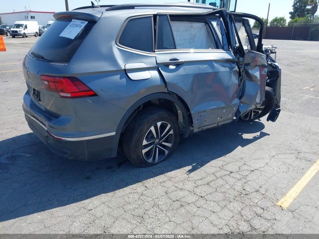 42221074 :رقم المزاد ، 3VV1B7AX4NM123244 vin ، 2022 Volkswagen Tiguan 2.0t S مزاد بيع