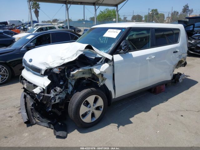 KNDJN2A24F7156611 KIA Soul