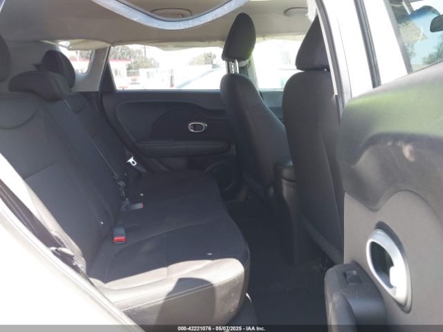 KNDJN2A24F7156611 KIA Soul