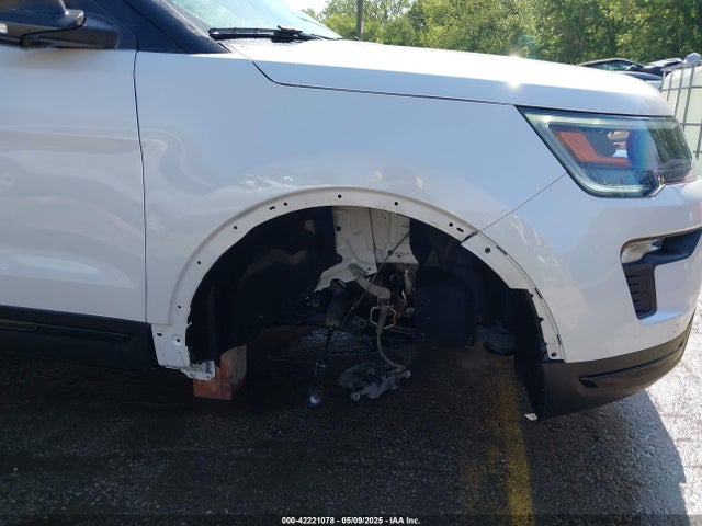 1FM5K8GT7JGB08652 Ford EXPLORER SPORT