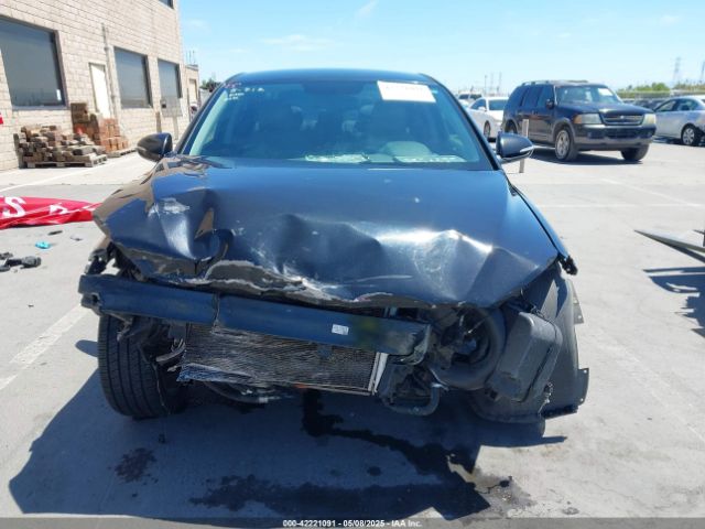 KMHD84LFXHU267017 Hyundai Elantra Limited