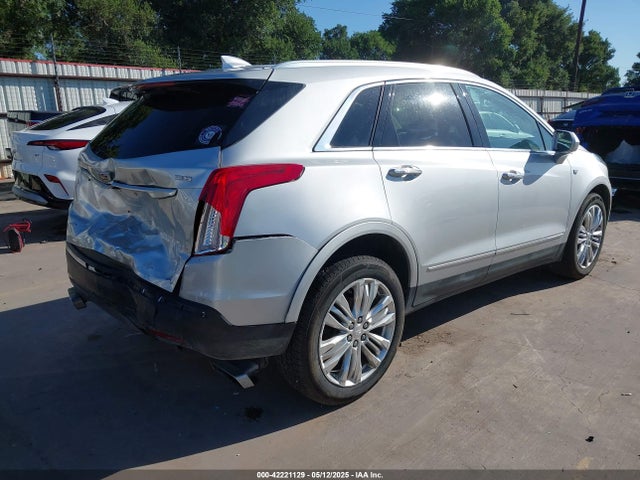 2019 CADILLAC XT5 1GYKNFRSXKZ120415 Photo 3