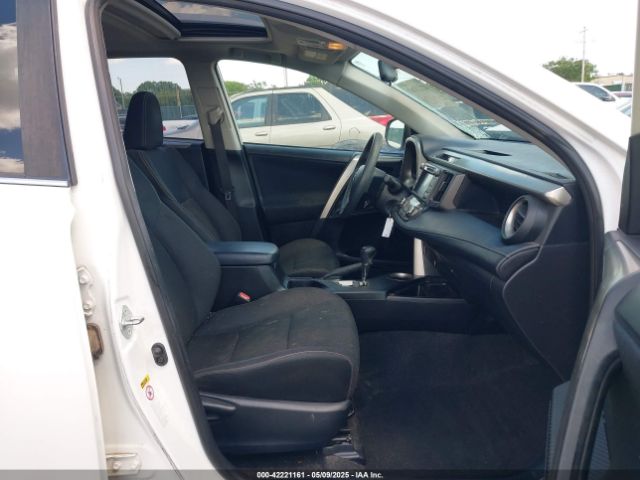 JTMRFREVXFD114376 Toyota Rav4 Xle