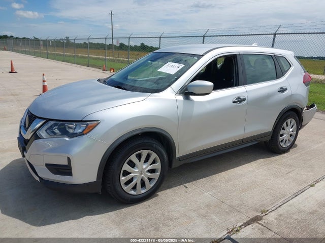 Nissan 2020 2020 KNMAT2MT0LP518312 Image 2