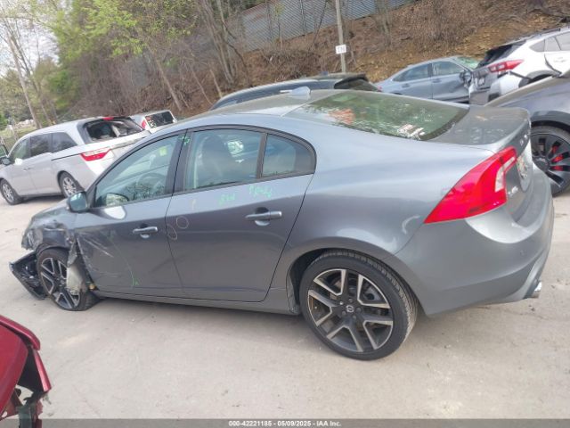 YV140MTL3H2427908 Volvo S60 T5 Dynamic