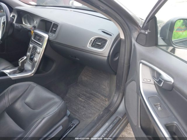 YV140MTL3H2427908 Volvo S60 T5 Dynamic