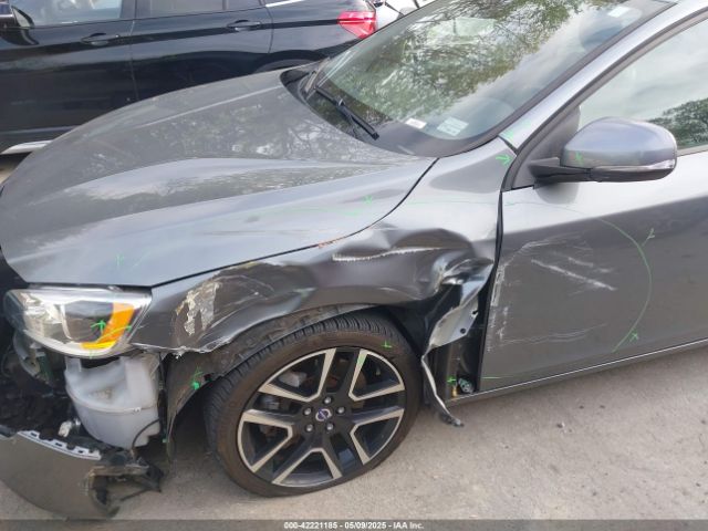YV140MTL3H2427908 Volvo S60 T5 Dynamic