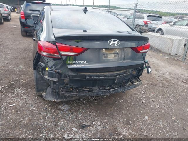 5NPD84LF3JH226345 Hyundai ELANTRA SEL